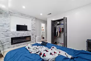 614 Greenbrook Ln, Grand Prairie, TX 75052 - Photo 31