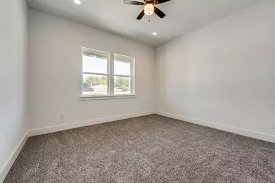 327 Lovers Lane, Terrell, TX 75160 - Photo 13