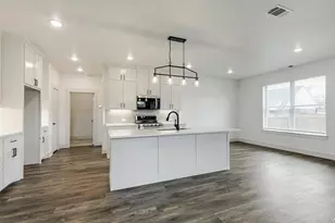 2520 Honor Ct, Sherman, TX 75092 - Photo 3