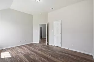 500 Surry Ct, Saginaw, TX 76179 - Photo 23