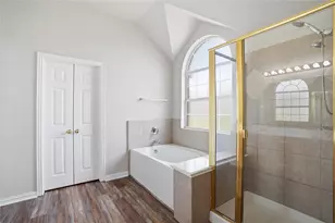 500 Surry Ct, Saginaw, TX 76179 - Photo 19