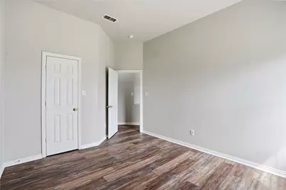 500 Surry Court, Saginaw, TX 76179 - Photo 21