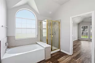 500 Surry Ct, Saginaw, TX 76179 - Photo 17