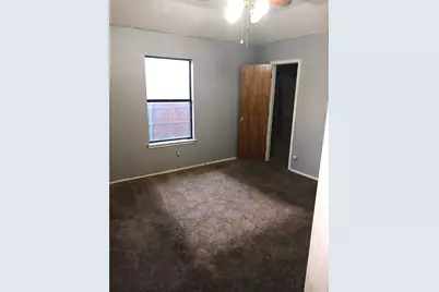 1728 N Bent Tree Trail, Grand Prairie, TX 75052 - Photo 5