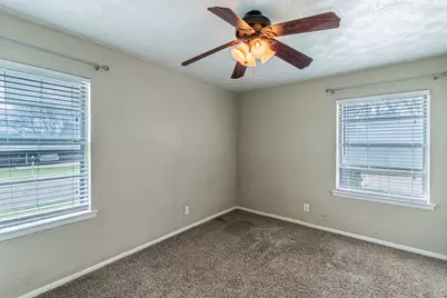 1201 Crestridge Street, Ennis, TX 75119 - Photo 11