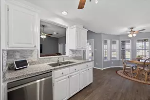 10353 Richard Cir, Forney, TX 75126 - Photo 11