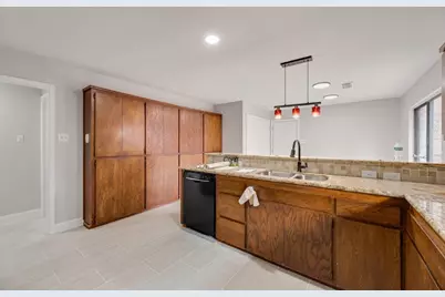 7106 Casablanca Court, Dallas, TX 75248 - Photo 9