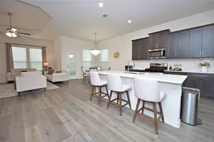 10013 Gray Barrel Dr, Aubrey, TX 76227 - Photo 5