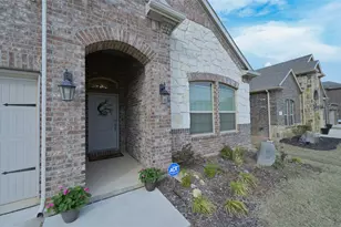 10013 Gray Barrel Dr, Aubrey, TX 76227 - Photo 3