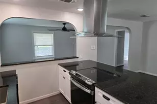 404 S Pecan St, Bells, TX 75414 - Photo 9