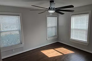 404 S Pecan St, Bells, TX 75414 - Photo 11