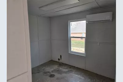 404 S Pecan Street, Bells, TX 75414 - Photo 15