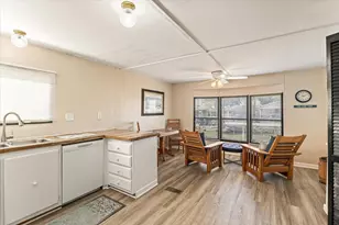 6526 Blue Water Ct, Granbury, TX 76049 - Photo 19