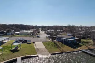 6526 Blue Water Ct, Granbury, TX 76049 - Photo 35