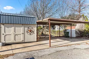 6526 Blue Water Ct, Granbury, TX 76049 - Photo 11