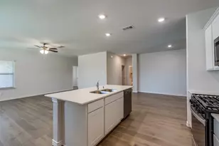 5237 Sandrine Ave, Celina, TX 76227 - Photo 13