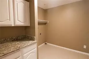 9401 Blue Jay Way, Irving, TX 75063 - Photo 29