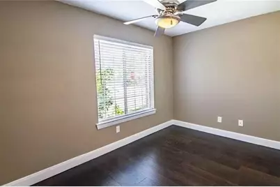 9401 Blue Jay Way, Irving, TX 75063 - Photo 3