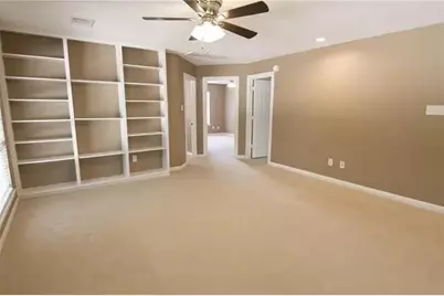 9401 Blue Jay Way, Irving, TX 75063 - Photo 15