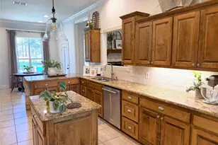 1109 Robbins Rd, Athens, TX 75751 - Photo 9