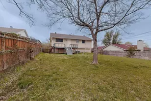 1109 Montclair Dr, Garland, TX 75040 - Photo 37