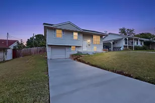 1109 Montclair Dr, Garland, TX 75040 - Photo 3