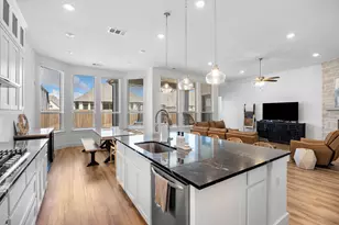 445 Lost Crk Trl, Waxahachie, TX 75165 - Photo 9