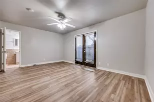 10201 Regal Oaks Dr, Dallas, TX 75230 - Photo 15