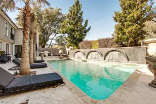 10201 Regal Oaks Dr, Dallas, TX 75230 - Photo 23