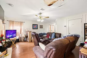 4151 Cedar Dr, Grapevine, TX 76051 - Photo 5