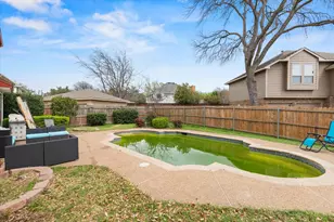 4151 Cedar Dr, Grapevine, TX 76051 - Photo 17