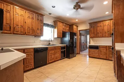 714 Mill Creek Road, Lancaster, TX 75146 - Photo 7