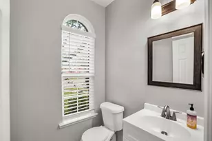 5429 Waterwood Ct, The Colony, TX 75056 - Photo 11