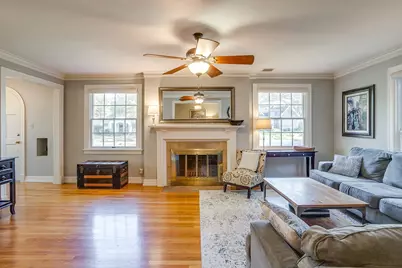 2027 Glenco Terrace, Fort Worth, TX 76110 - Photo 11