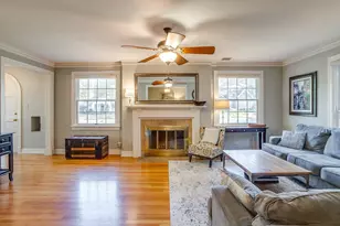 2027 Glenco Terrace, Fort Worth, TX 76110 - Photo 11