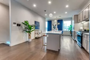 1771 Mccoy St, Dallas, TX 75204 - Photo 9