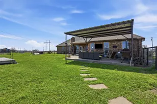 7229 County Rd 1205, Rio Vista, TX 76093 - Photo 25