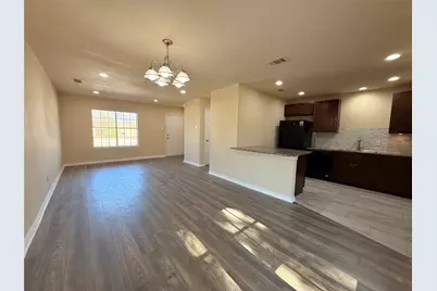 2540 W Rochelle Road, Irving, TX 75062 - Photo 7