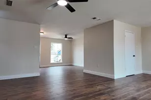 1321 Palisades Dr, Lewisville, TX 75067 - Photo 7