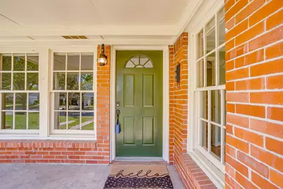 4308 Curzon Avenue, Fort Worth, TX 76107 - Photo 9