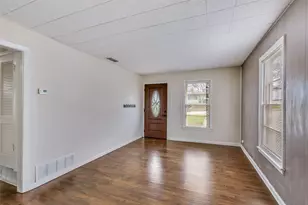 8016 Downe Dr, White Settlement, TX 76108 - Photo 5