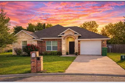 142 Tomahawk Drive, Waco, TX 76705 - Photo 1