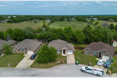 142 Tomahawk Drive, Waco, TX 76705 - Photo 15