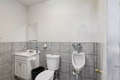 602 E Davis Street, Grand Prairie, TX 75050 - Photo 9