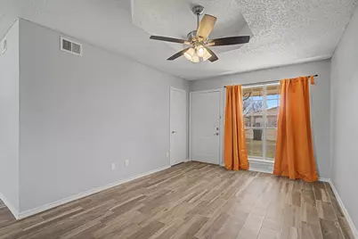 114 Prairie Creek Circle, Princeton, TX 75407 - Photo 7