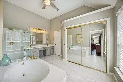 113 Lake Forest Court, Garland, TX 75044 - Photo 31