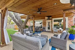 113 Lake Forest Ct, Garland, TX 75044 - Photo 1