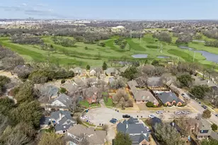 113 Lake Forest Ct, Garland, TX 75044 - Photo 9