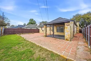 2400 Park Crest Ct, Irving, TX 75060 - Photo 25