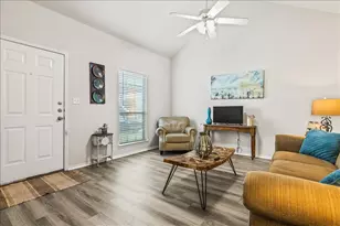 115 Collett, Weatherford, TX 76088 - Photo 1